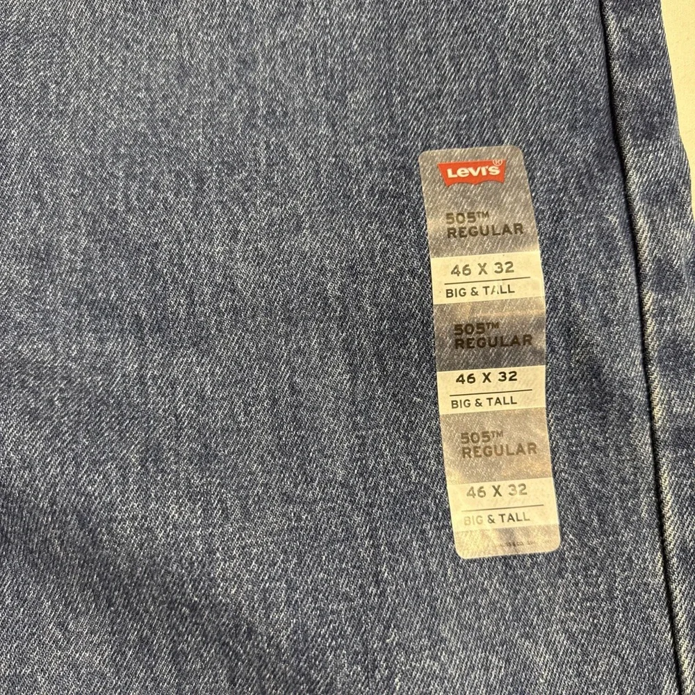 JEANS STRAIGHT Levi's 505 Regular MENS 46X32 DARK BLUE WASH NWT